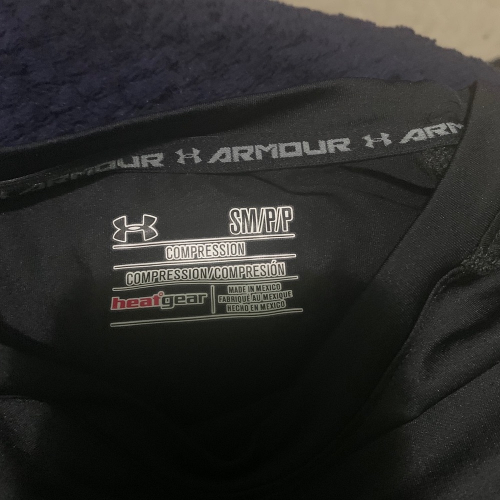 Underarmour compression - Picture 2 of 2